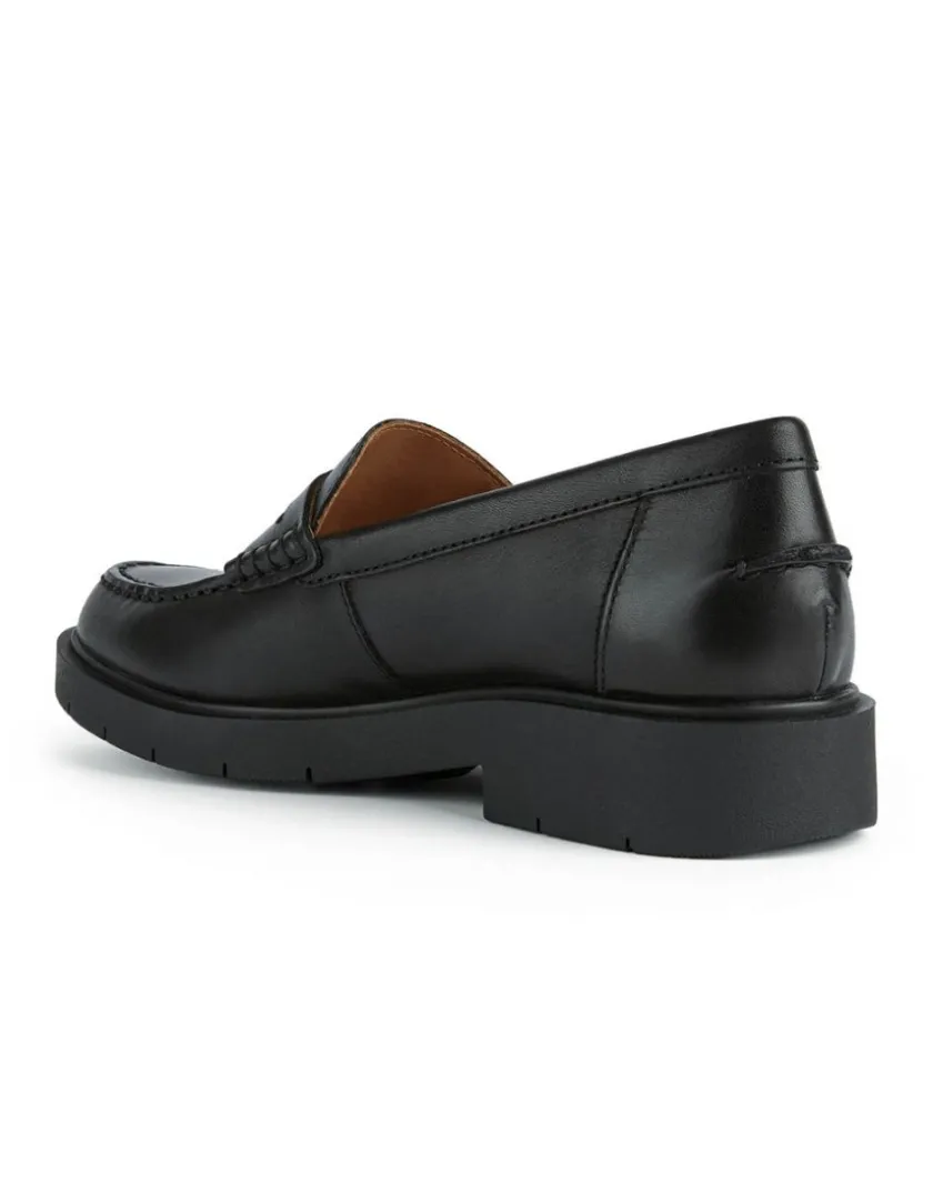 New Mocassin 100% cuir noir GEOX Mocassins
